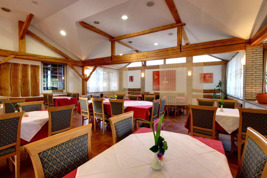 Guesthouse Zorko Gostilna Domen Smarjeske Toplice ภายนอก รูปภาพ