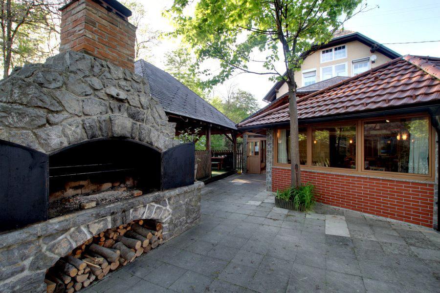 Guesthouse Zorko Gostilna Domen Smarjeske Toplice ภายนอก รูปภาพ