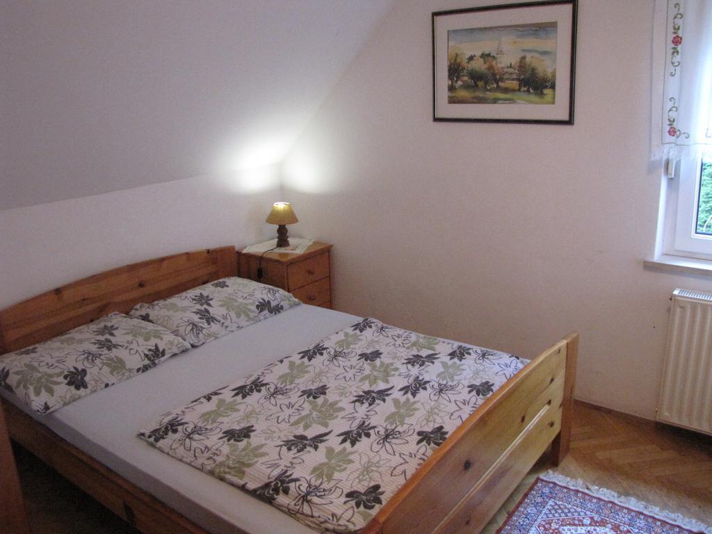 Guesthouse Zorko Gostilna Domen Smarjeske Toplice ภายนอก รูปภาพ